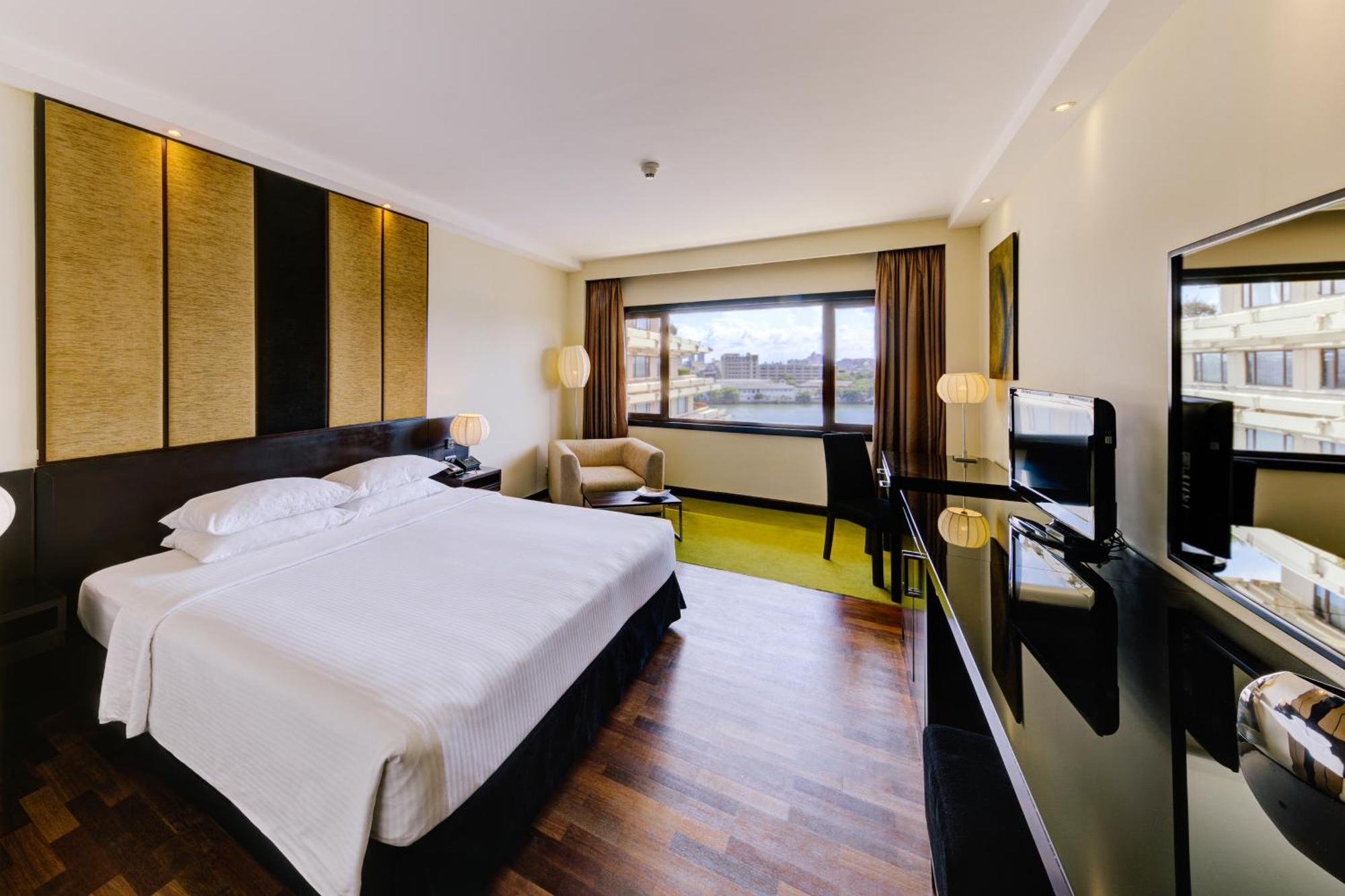 Cinnamon Lakeside Colombo Exterior foto Deluxe room