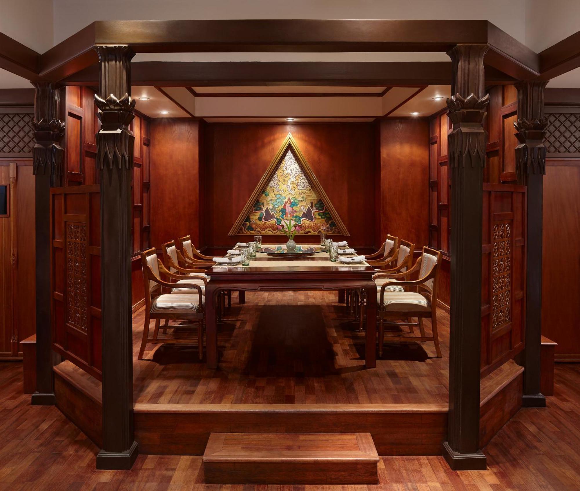 Cinnamon Lakeside Colombo Exterior foto The Thai Room