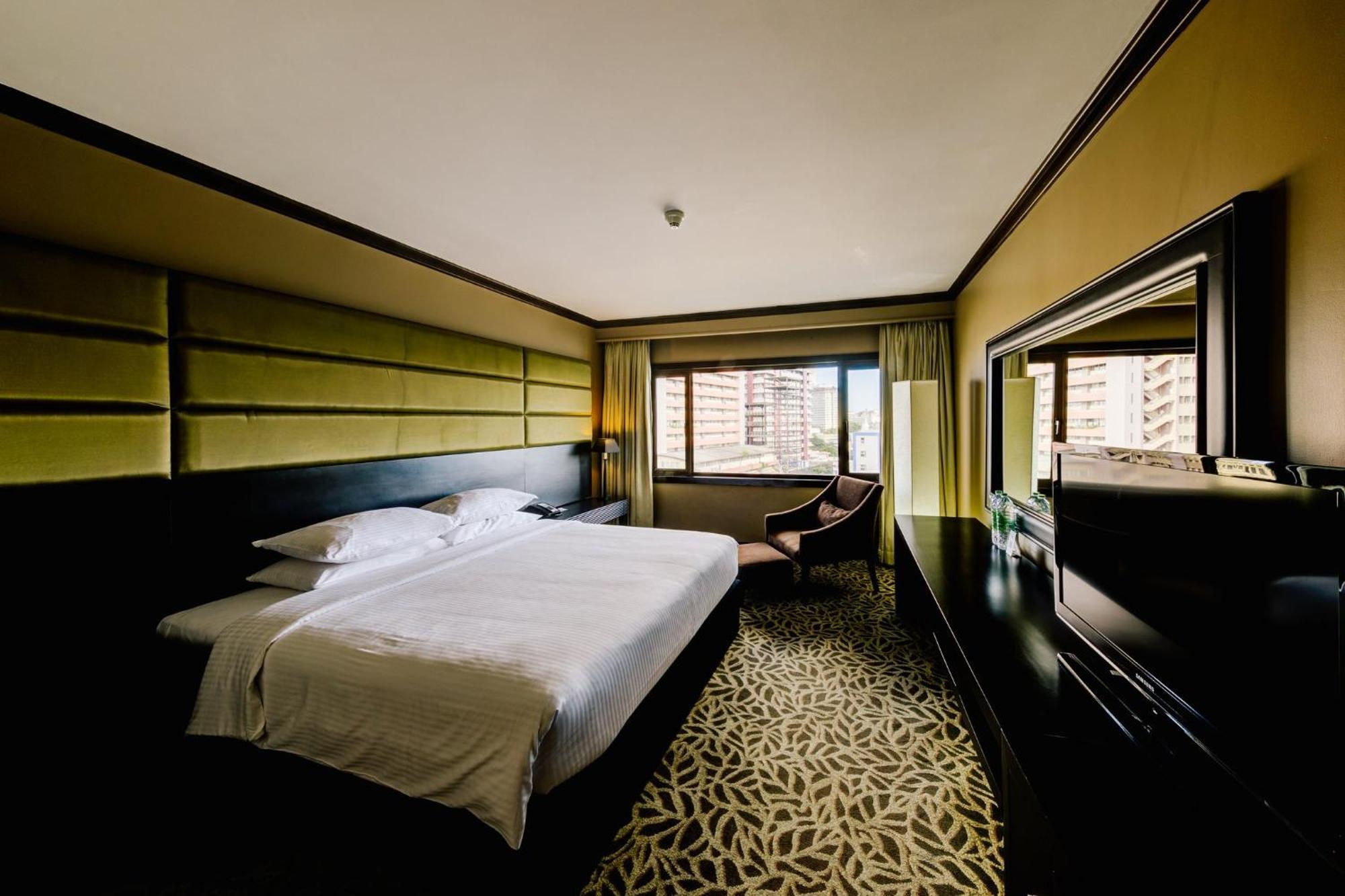 Cinnamon Lakeside Colombo Exterior foto Deluxe Room